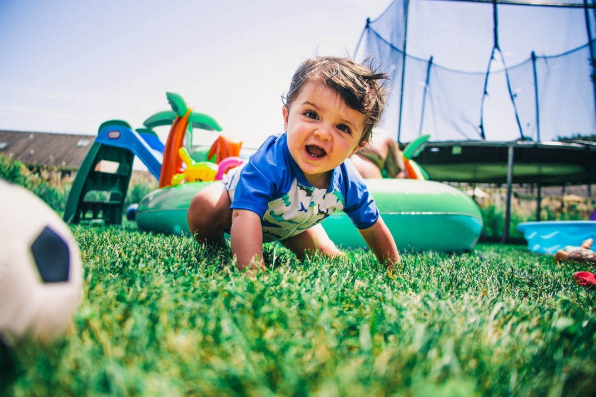 Die passenden Spielgeräte für Kinder im Garten alles